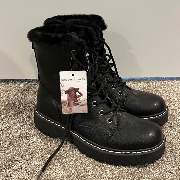 Sincerly Jules Shoes Brand New Sincerely Jules Black Boots Size 75